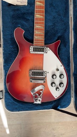 1997 Rickenbacker 620 Fireglo - Mint Condition with Case & Manual