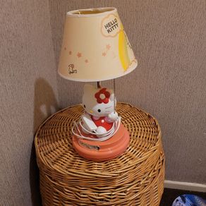Hello Kitty lamp