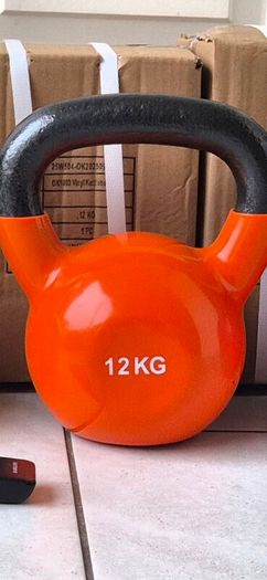 3xbrand new cast iton kettlebells