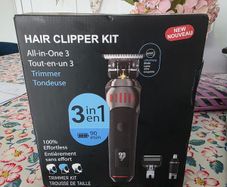 Beard trimmer