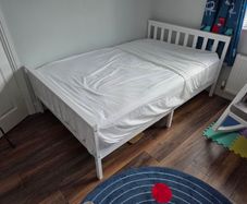 4Ft (Small Double) solid wood bed