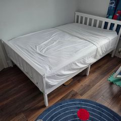 4Ft (Small Double) solid wood bed