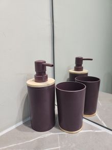 Soap dispenser