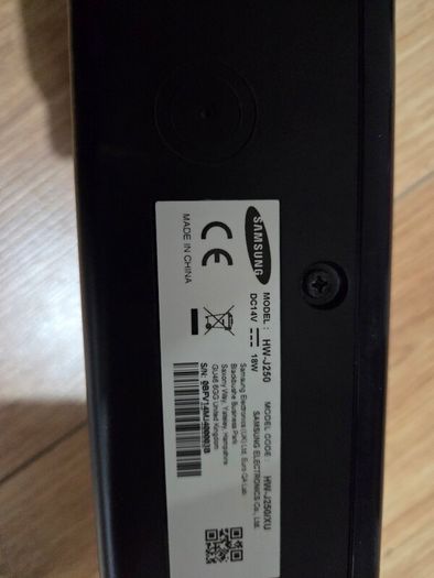 Samsung sound bar HW J250, great condition