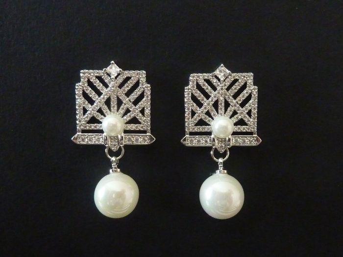 Art Deco Vintage Style Faux Pearl Silver Earrings