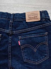Levi Strauss shorts size 8