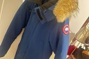canada goose authentic