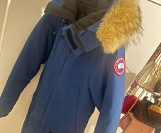 canada goose authentic
