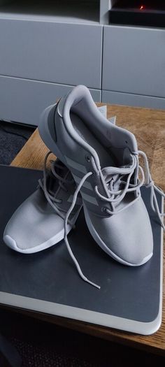 trainers Adidas