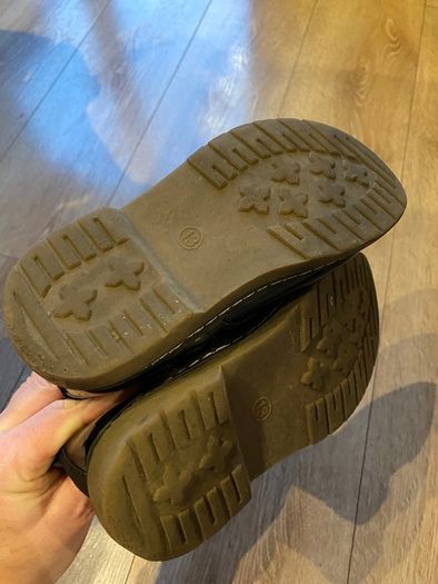 Dunnes black patent boots