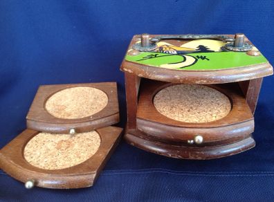 Vintage Wooded Coaster Set