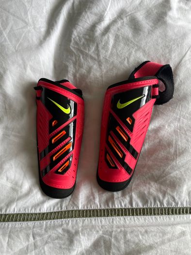 Shin guard size kids small