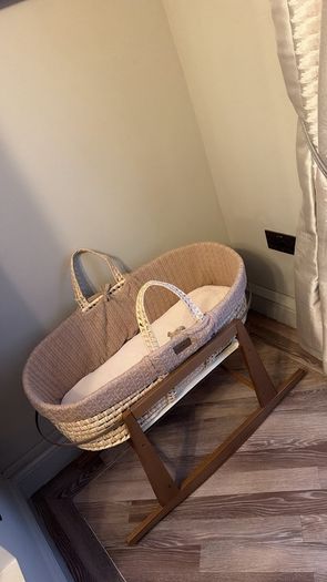 Moses Basket/Crib - Rocker (The Green Sheep)