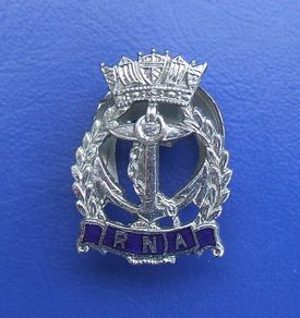 Royal Naval Association (RNA) vintage membership badge (1950's)