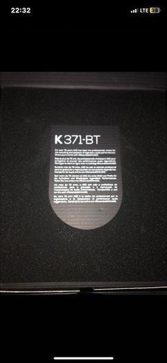 AKG K371 BT Bluetooth Professional Headphones with cable audio brand new
