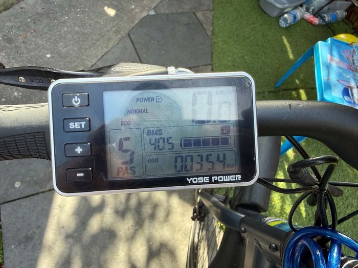 Electric bike with Yose Power display