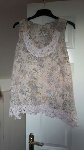 Marks and Spencer top