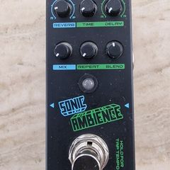 Guitar effects pedal