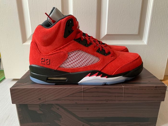 Nike Air Jordan V / 5 Raging Bull 2021 Uk 11/ Us 12 Deadstock