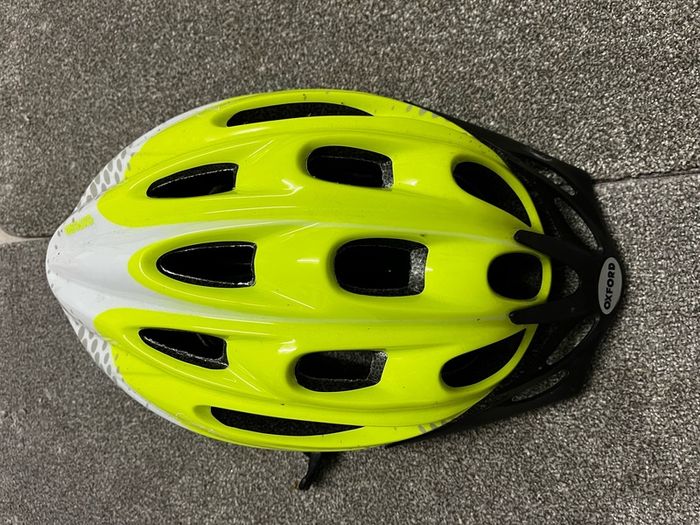 Bicycle helmet