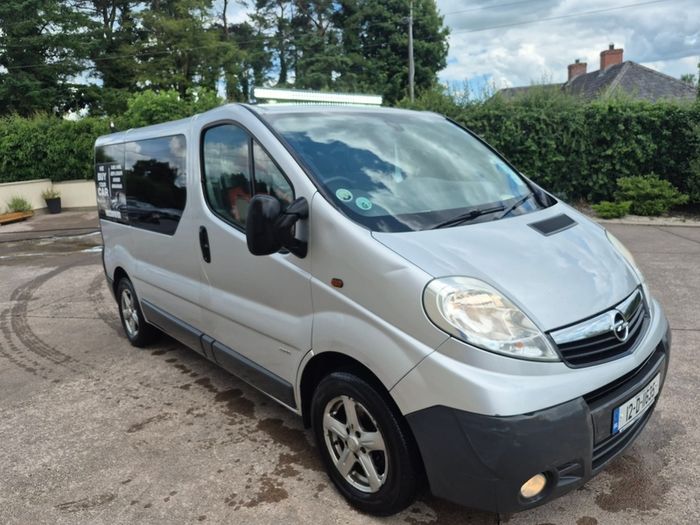 opel vivaro 2.0