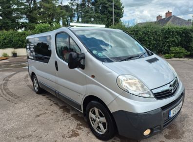 opel vivaro 2.0
