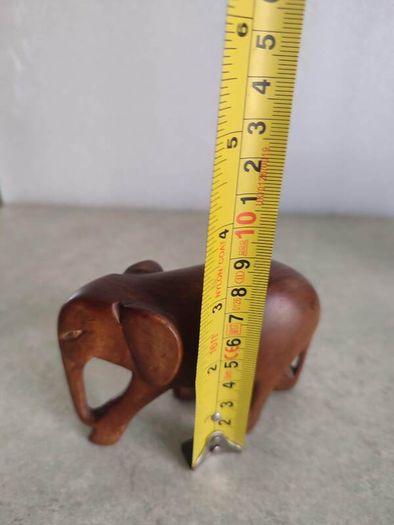 Small wooden elephant figurine, stylised elephant ornament with beautiful grain. Carved elephant collectible