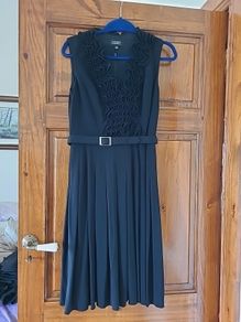 Ladies Black Dress Adrianna Papell Size 10