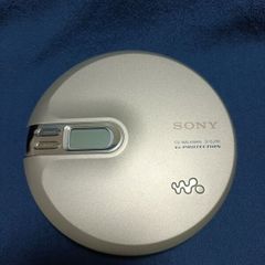 Sony CD Walkman - Portable Compact Disc Player - Silver (D-EJ761