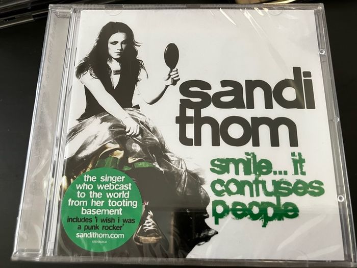 sandi thom - smile: it confuses people    CD