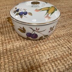 Royal Worcester Eavesham Gold