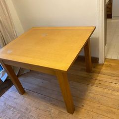 Free Table