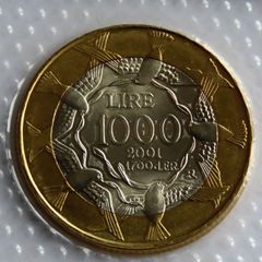 San Marino Bimetallic collector coin | 1000 Lire 2001 BUNC Flying Doves with Ribbon of Freedom