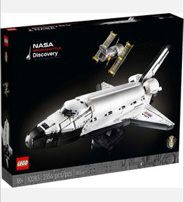 Retired Lego 10283 NASA Space Shuttle Discovery