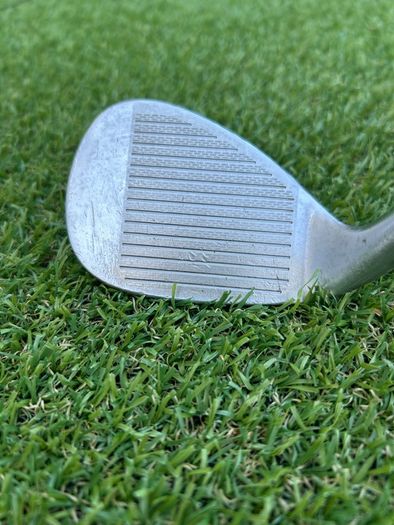 Full set of ladies golf clubs
