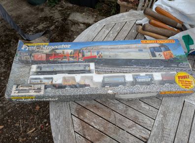 Garage Sale: Hornby Train Set