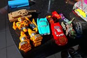 toys