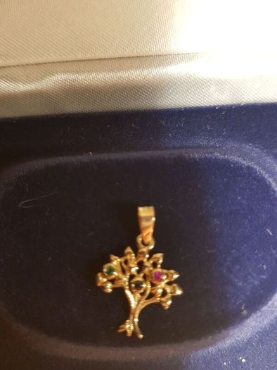 14 ct gold pendant