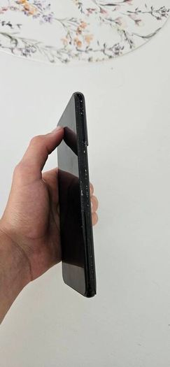 samsung s21+ phone