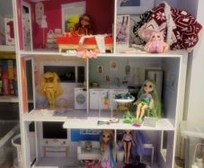 Dolls House And Accessories