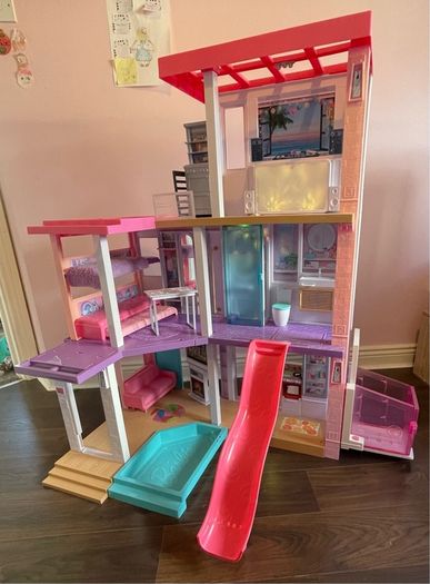 Barbie Dream house