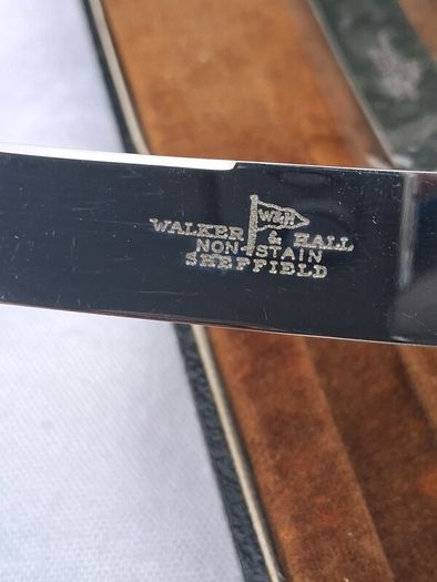 Walker & Hall Sterling Silver Collared Set Of Six Knives(1940)