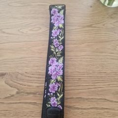 guitar strap