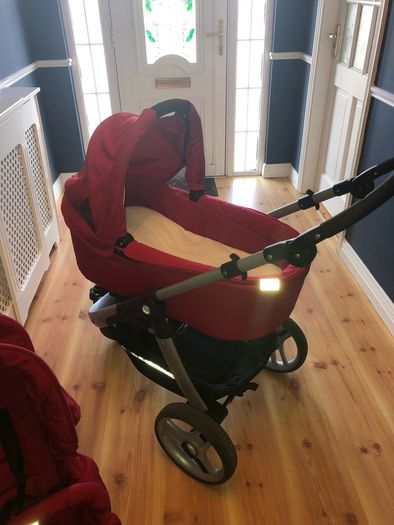 Teutonia Spirit S3 Buggy & Carrycot