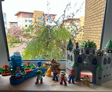 Super Mario Action Figures, Bowser's Castle and Maze Game