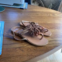 sandals Kurt Geiger carvela size 5