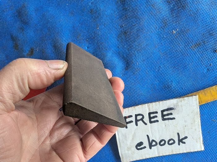 Teardrop Slip stone