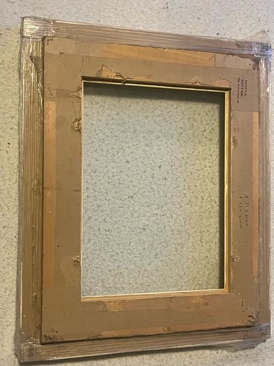 frame vintage swept/moulded off-white painted wooden frame with a gold-gilded inner slip/sight edge