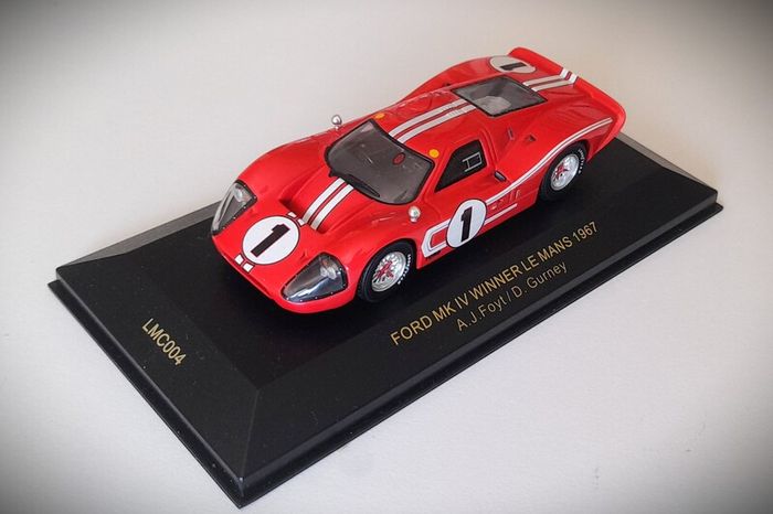 Diecast Model Le Mans Winning Talbot-Lago, Jaguar & Ford - IXO 1:43