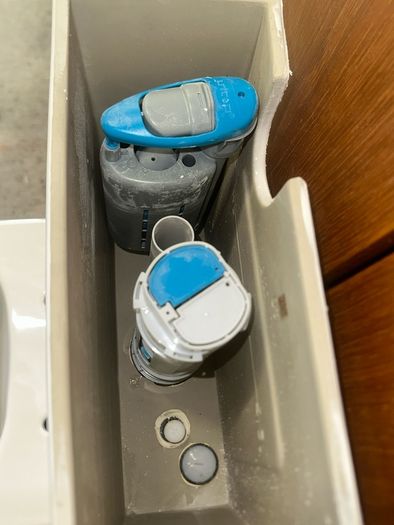Brand New Toilet,cistern And Lid